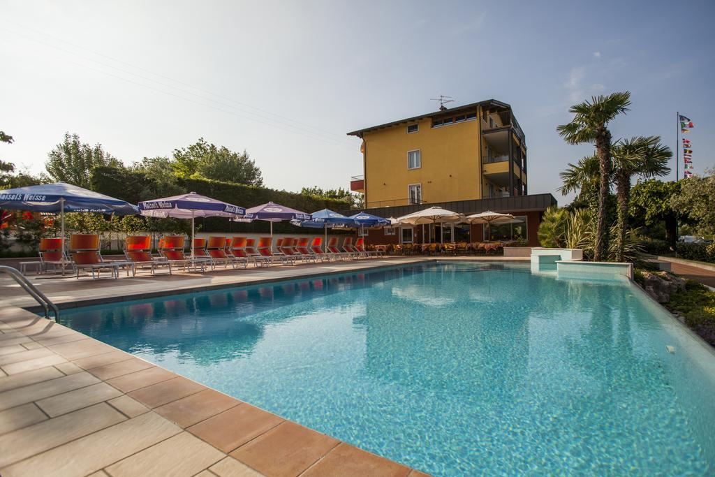 Hotel San Vito Bardolino Buitenkant foto