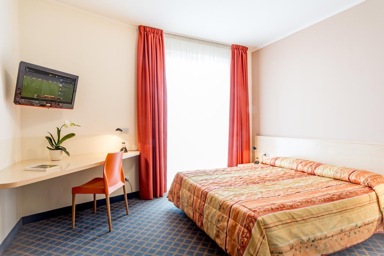 Hotel San Vito Bardolino Buitenkant foto