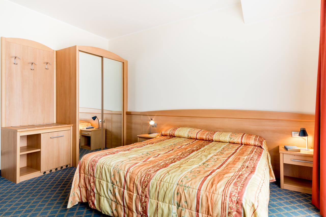 Hotel San Vito Bardolino Buitenkant foto